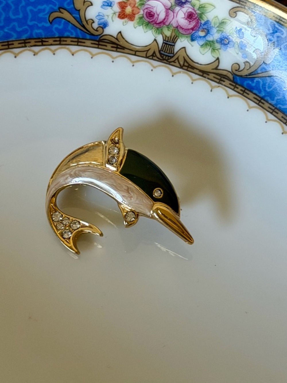 Vintage Dolphin Brooch Gold Tone Enamel Rhinestone Figural Pin Coastal Ocean
